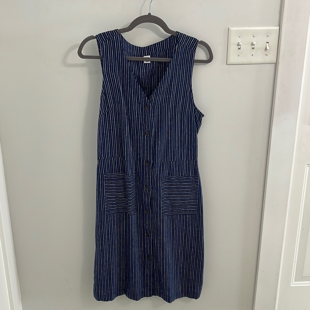 Old Navy Dress with pockets